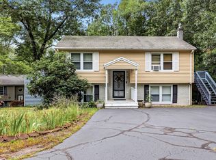 29 Hersey Lane, Newmarket, NH 03857