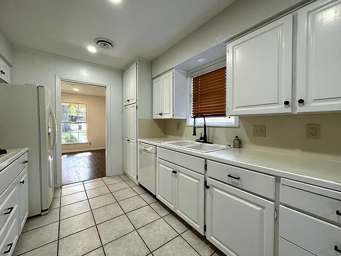 408 Mimosa Dr — Photo 24