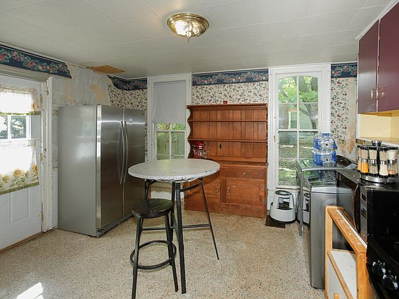 342 division street-105