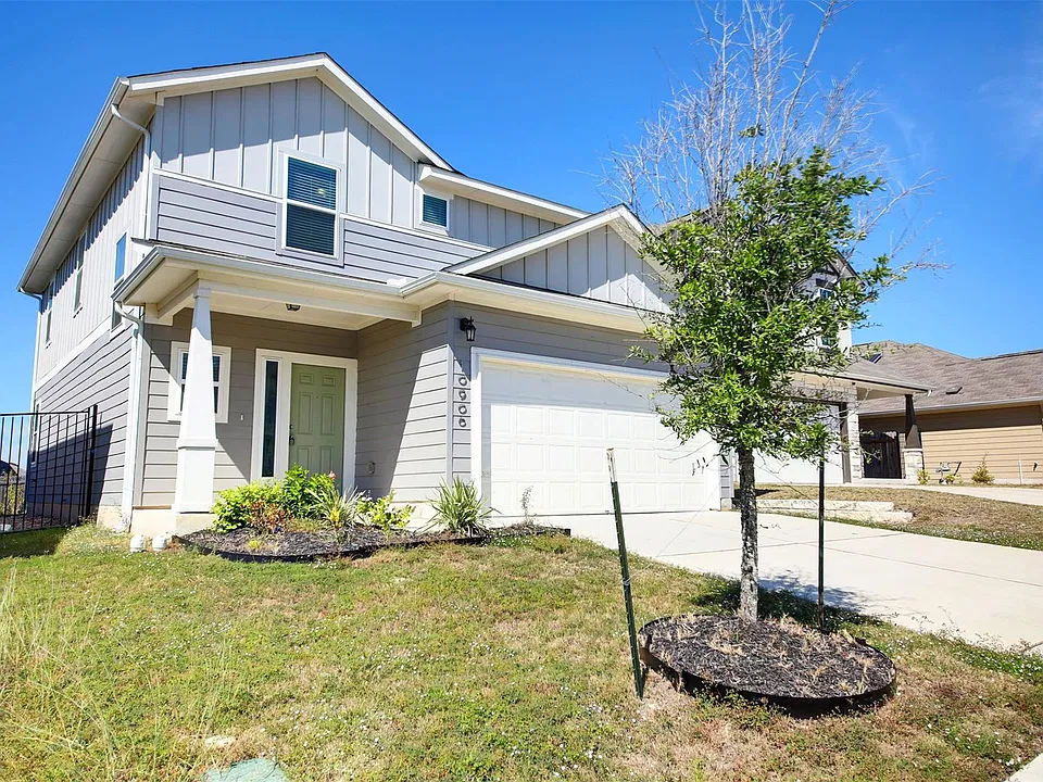 10906 Sentinel Dr