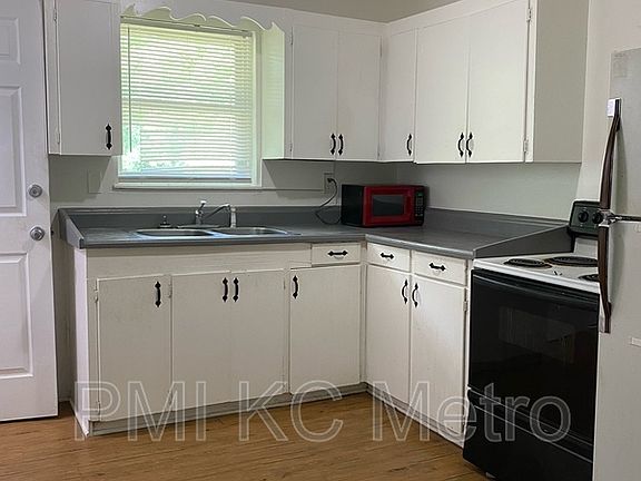 4th image of 1508 W Waldo Ave