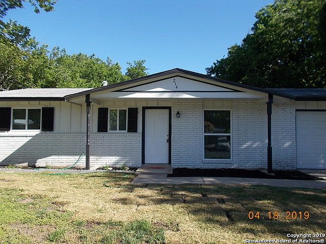1st image of 214 Ivy Ln