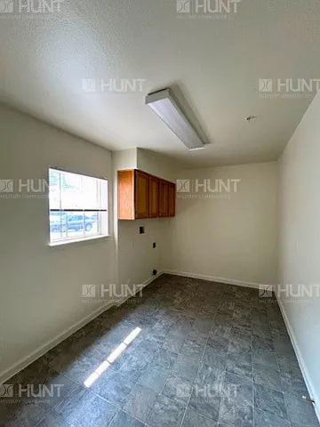 2037-3 Walnut St — Photo 7