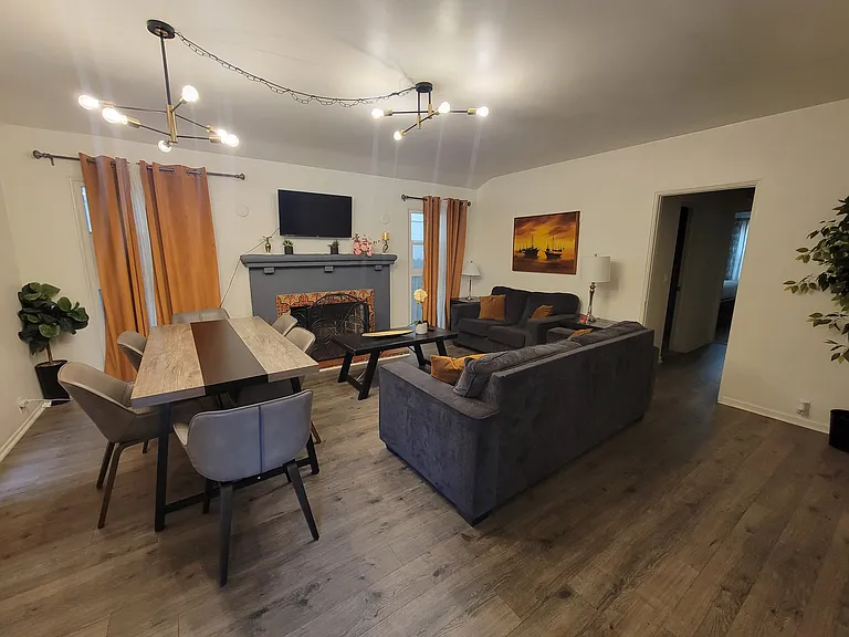 1427 S Shenandoah St #1427 — Photo 2