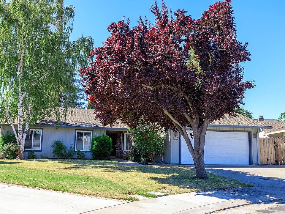 1st image of 9806 Cobblestone Dr