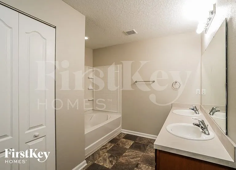 4130 Great Falls Loop — Photo 11
