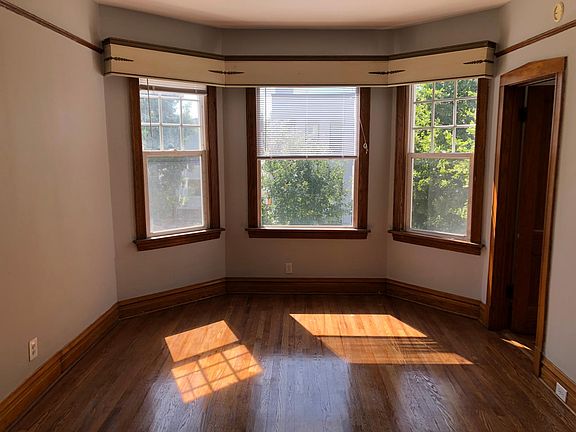 3rd image of 1725 N Monticello Ave #2