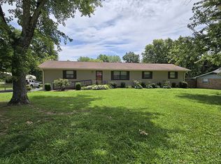 105 Hamel Dr, Chickamauga, GA 30707