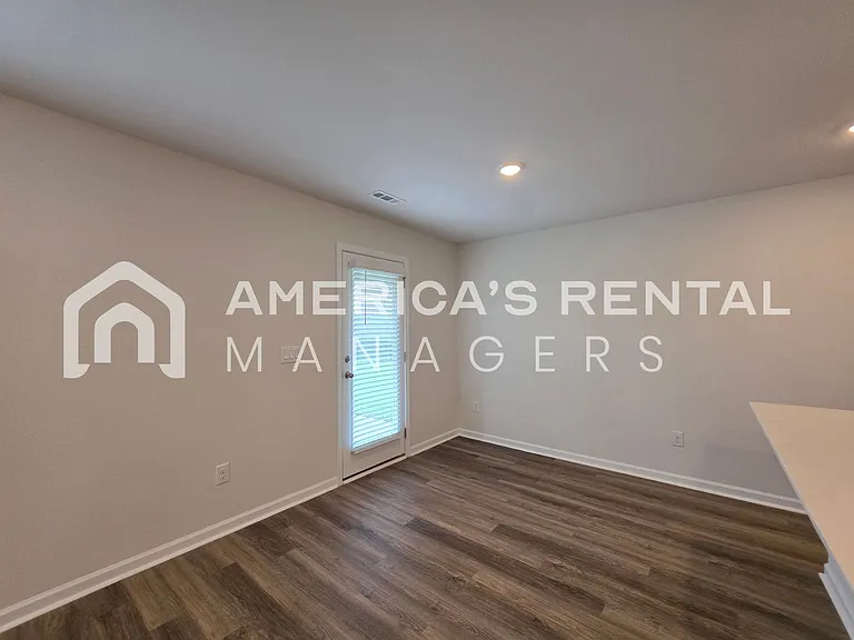 128 Jonboy Ave — Photo 30