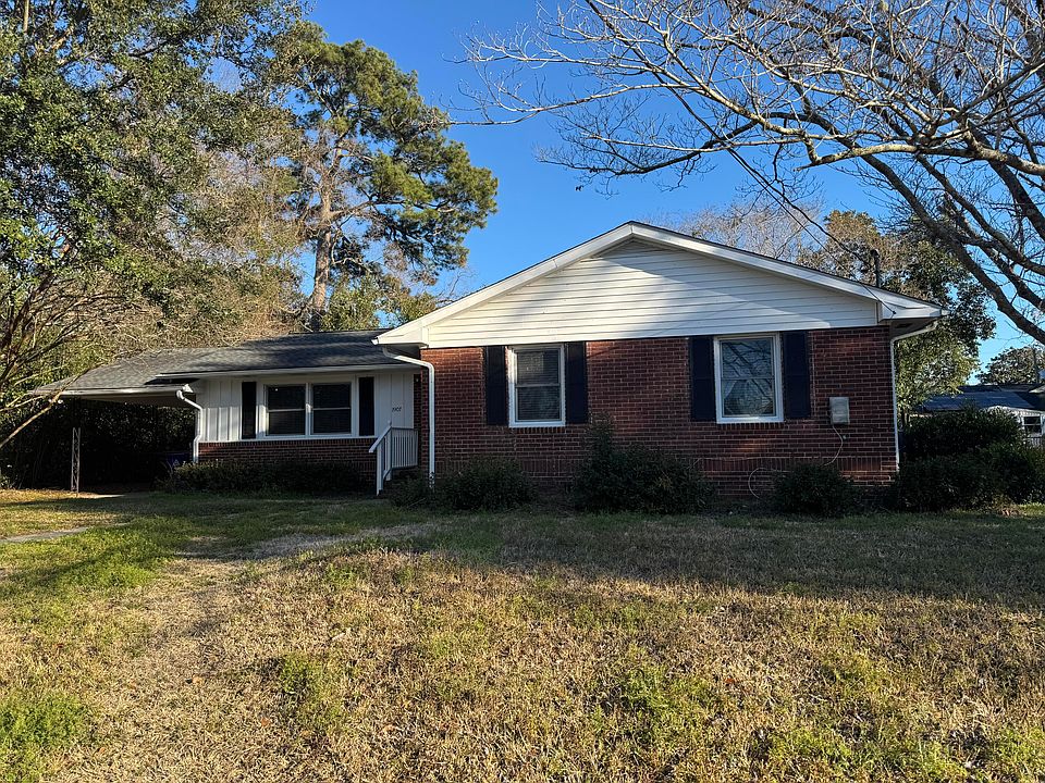 1st image of 1907 Aichele Dr