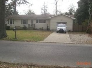 15 Laurel Blvd, Lanoka Harbor, NJ 08734