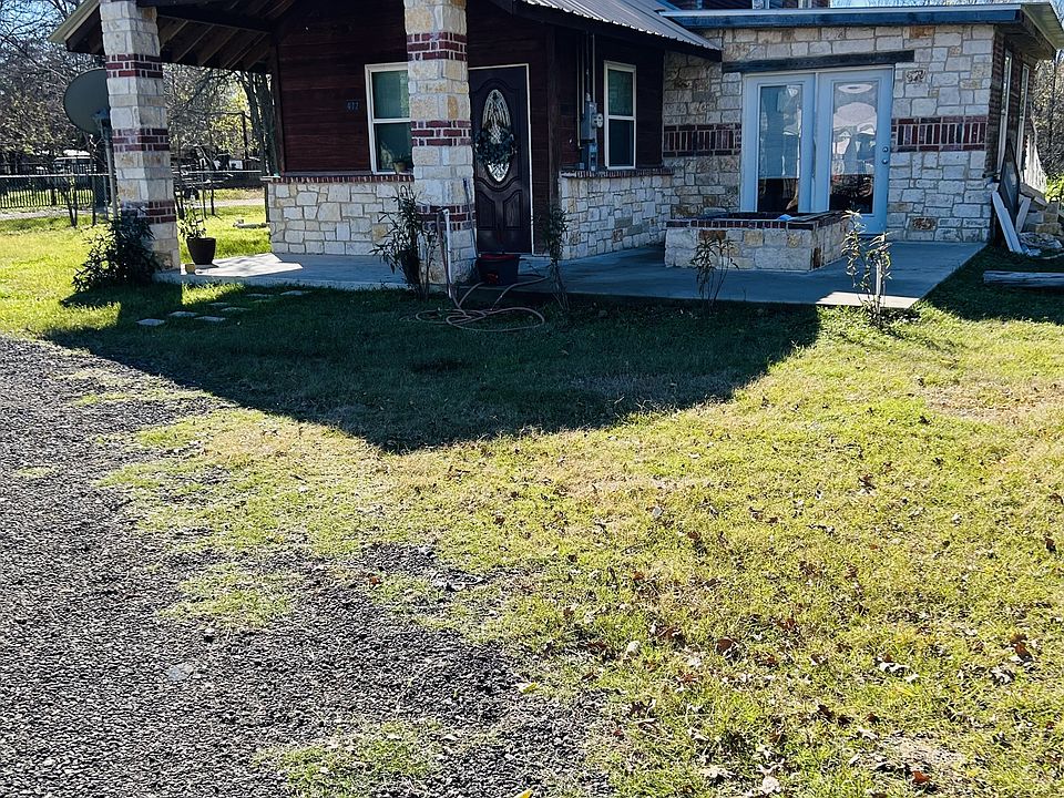 1st image of 472 Oakdale Dr