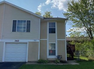 362 Walnut Cir, Bolingbrook, IL 60440