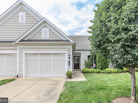 5th image of 163 Castle Hill Dr