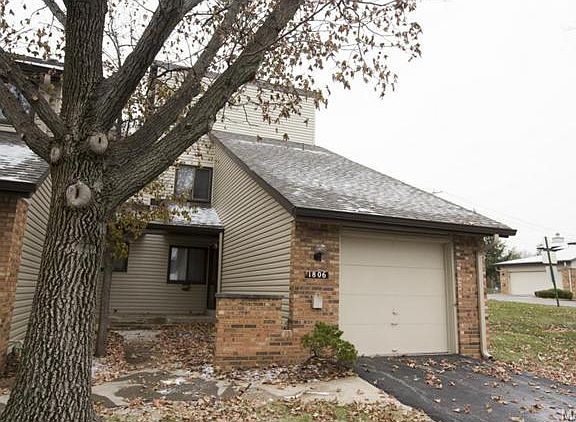 2nd image of 1806 Moonstone Dr
