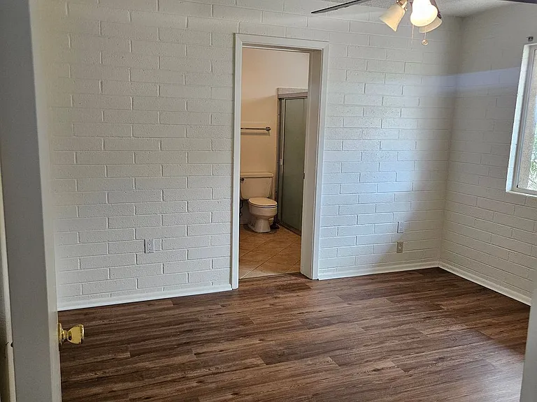 9845 N 105th Dr — Photo 10