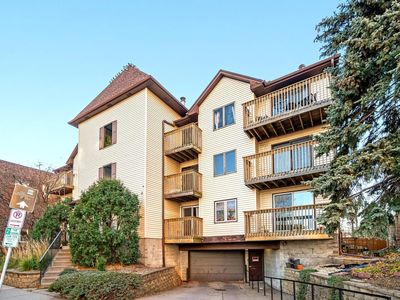 1720 3rd Ave S APT 202, Minneapolis, MN, 55404