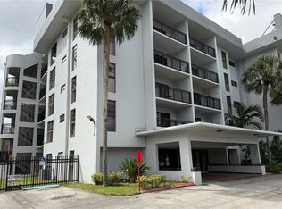 650 NE 149th St APT 406A, Miami, FL 33161