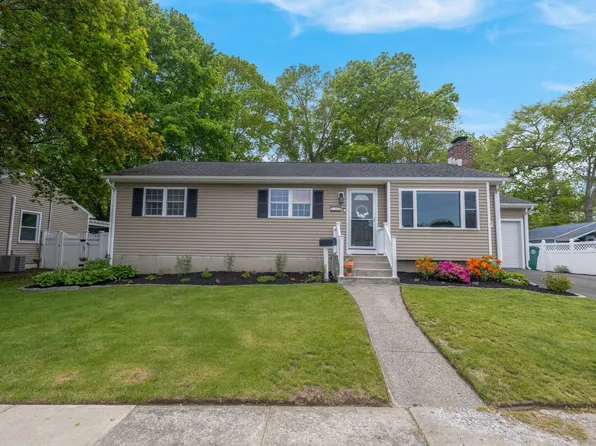 145 Brandon Avenue, Stratford, CT 06614