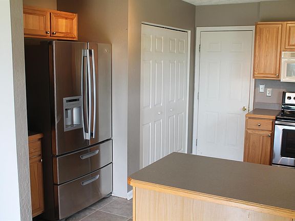 5th image of 2624 Trailwood Ln