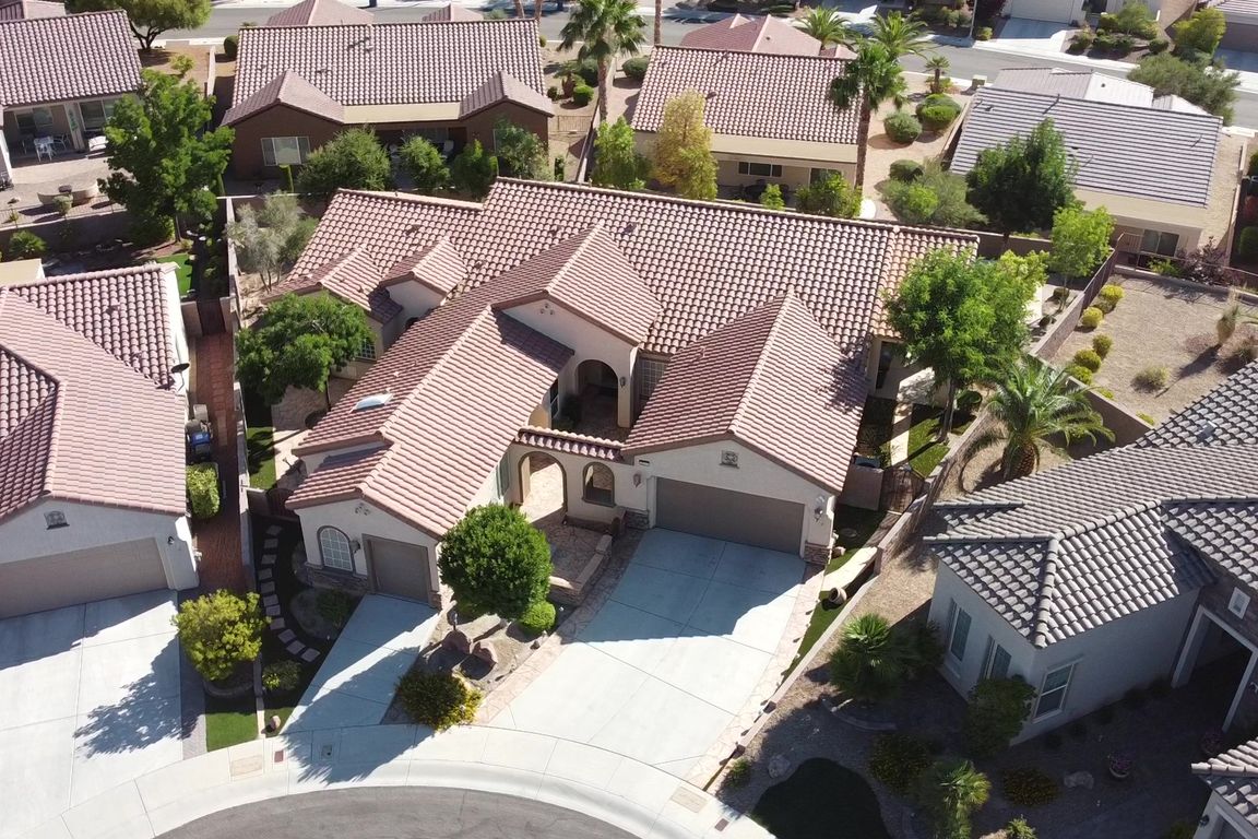 2237 Suffron Hills Ct, Henderson, NV 89044 | MLS #2775800 | Zillow