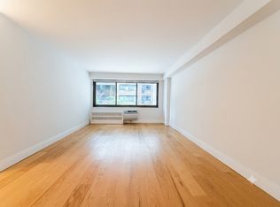 135 W 96th St APT 2B, New York, NY 10025