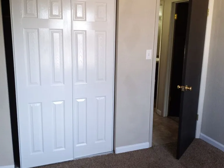 2115 College St — Photo 3