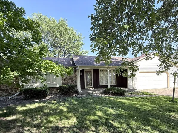 2297 Catherine St, Galesburg, IL 61401