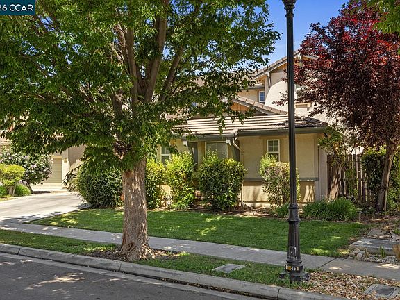 4th image of 1117 Van Gogh Ln