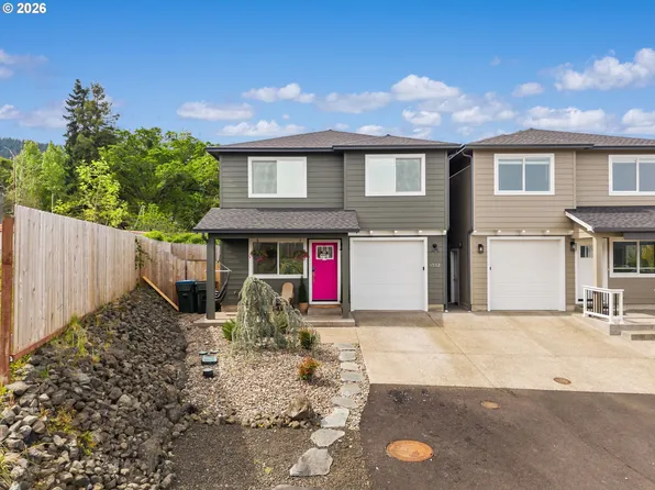 1552 W Thyme Dr, Roseburg, OR 97471