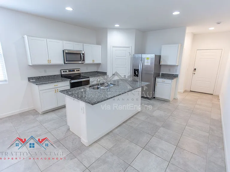 1673 N Wrigley Dr — Photo 10