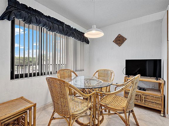 4th image of 10768 W Clairmont Circle #303