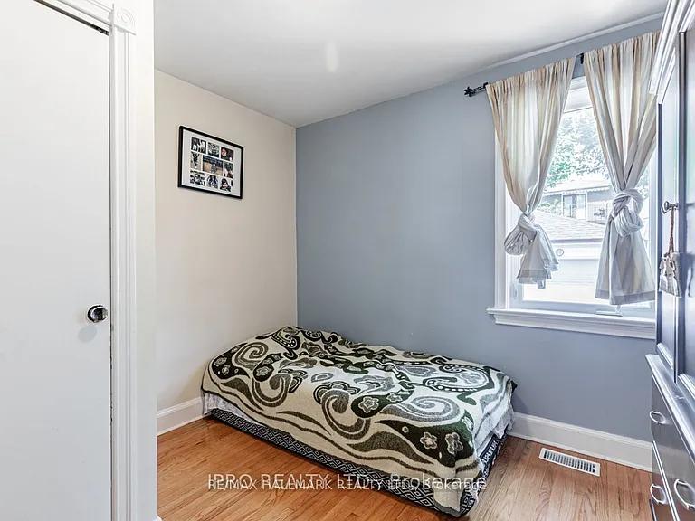 46 Tiago Ave — Photo 13