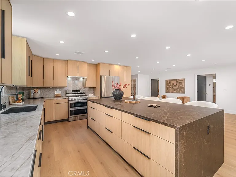 23861 Gilmore St — Photo 11