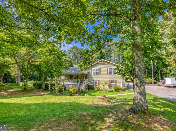 4234 Timber Trace Rd, Loganville, GA 30052