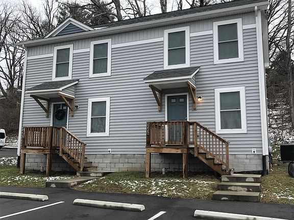 4th image of 700 A & B Second St