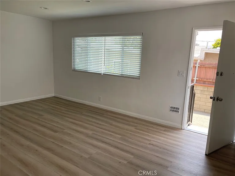 1143 Raymond Ave #2 — Photo 2
