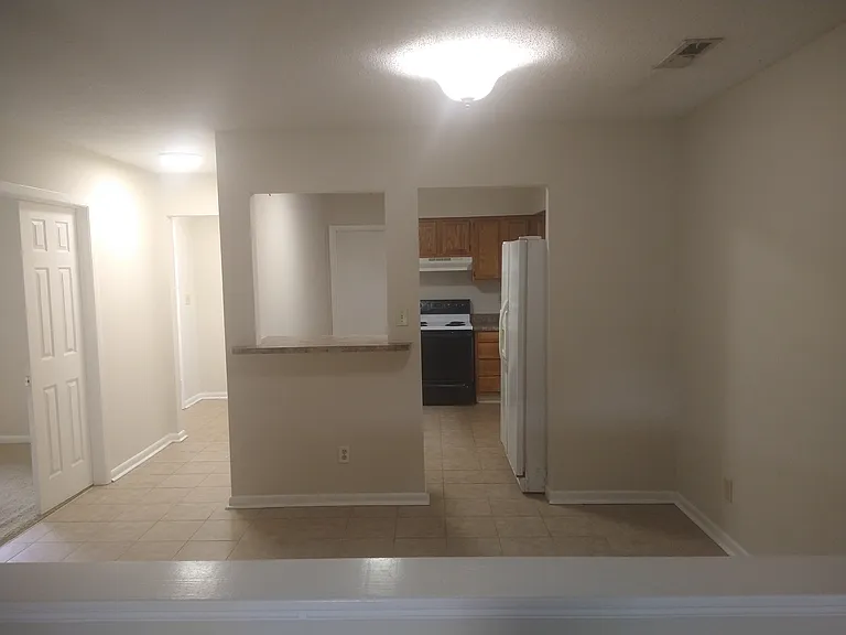 1702 Zimmerman Ct — Photo 1