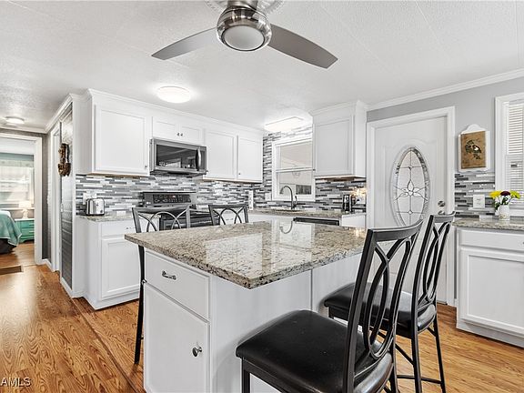 3rd image of 3112 Pluto Cir