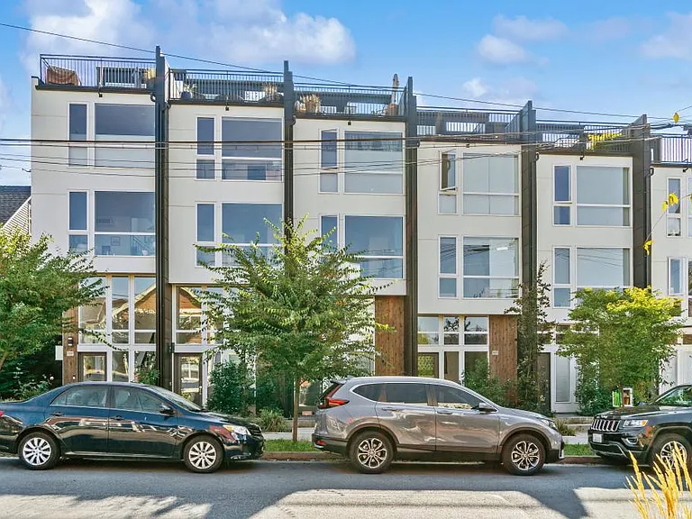 S Brandon St — Photo 1