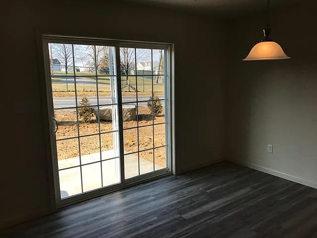 26 Parker Spring Ave — Photo 3