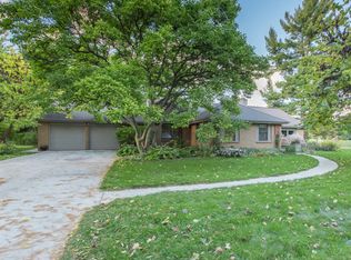 1504 W Saint Andrews Rd, Midland, MI 48640