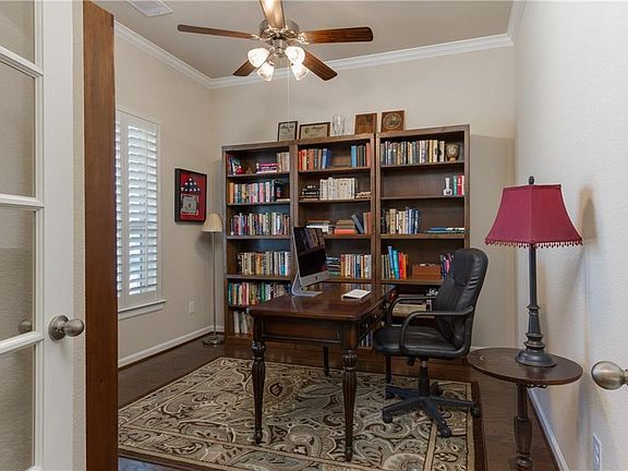 4th image of 1228 Blue Lake Blvd