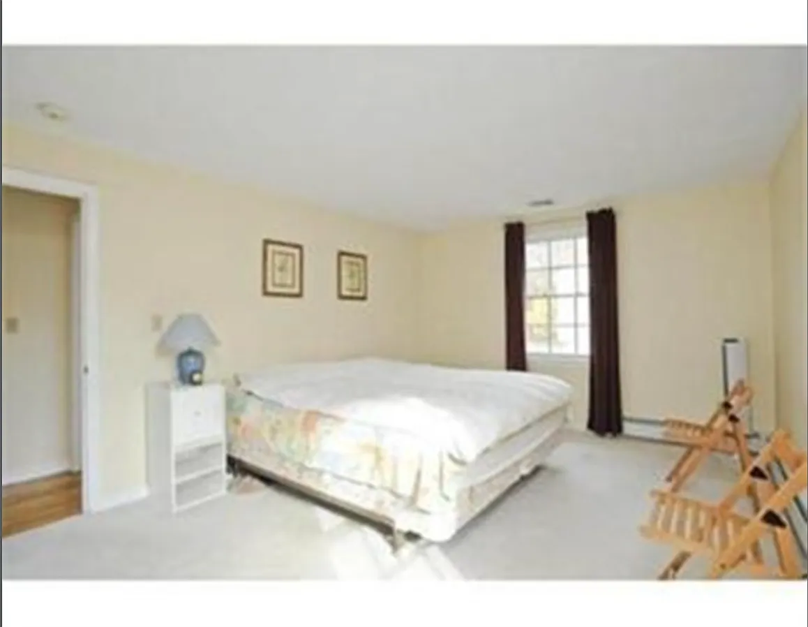 4 bed, 3000 sqft, $7,400 — Photo 2
