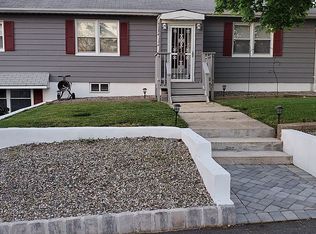 393 Hudson Dr, Brick, NJ