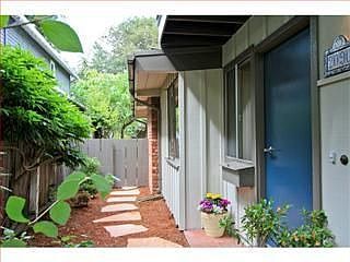 2nd image of 2090 Columbia St