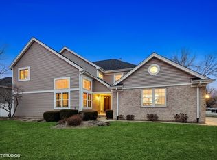 794 Willow Ct, Itasca, IL 60143