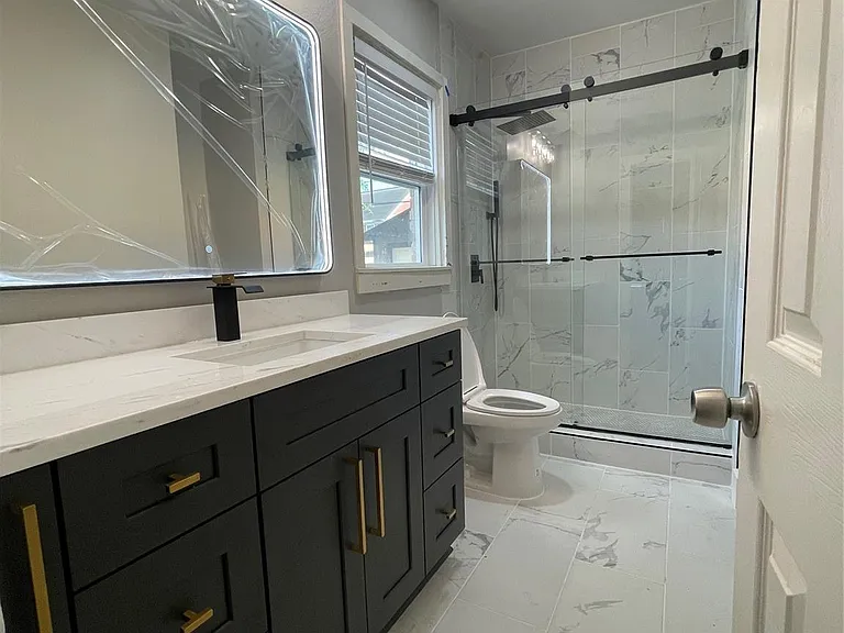3020 Arbor St — Photo 6