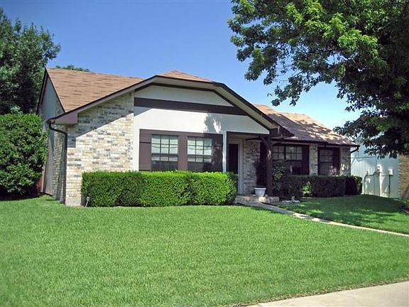 2nd image of 1501 Salazar St