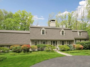 16 Pelham Ln, Ridgefield, CT 06877